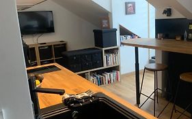Studio Moderne